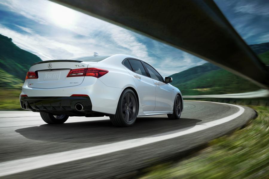  Acura TLX A-Spec 2017 года  (фото 11 из 69)